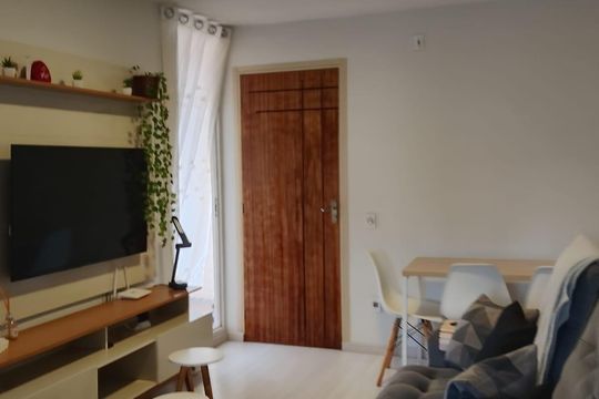 Sala de apartamento à venda com 2 quartos, 44m² em Campo de Santana, Curitiba