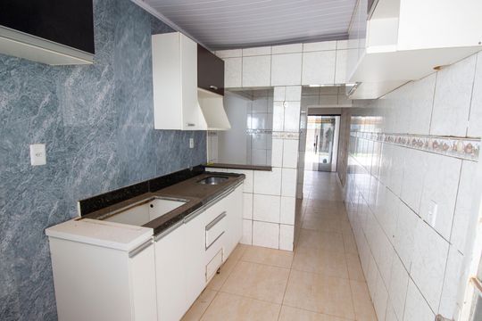 Casa à venda com 3 quartos, 150m² em Taquatinga Norte, Brasília