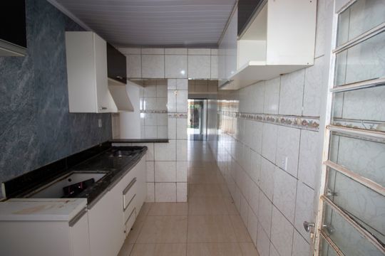 Cozinha de casa para alugar com 3 quartos, 150m² em Taquatinga Norte, Brasília