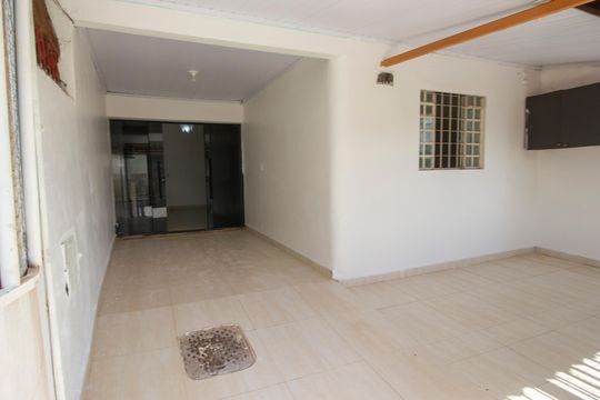 Área externa de casa para alugar com 3 quartos, 150m² em Taquatinga Norte, Brasília
