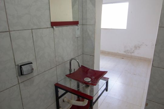 Casa à venda com 3 quartos, 150m² em Taquatinga Norte, Brasília