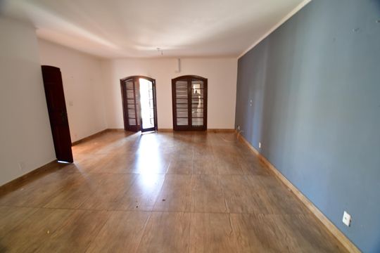 Sala de casa para alugar com 3 quartos, 160m² em Cidade Universitária, Campinas
