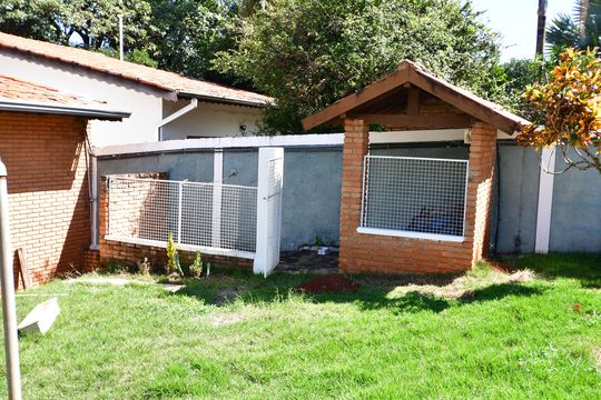 Canil de casa para alugar com 3 quartos, 160m² em Cidade Universitária, Campinas