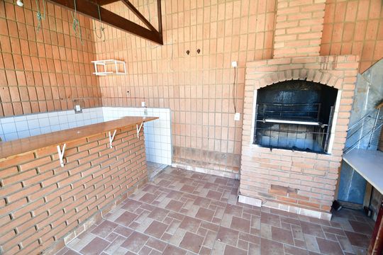 Churrasqueira de casa para alugar com 3 quartos, 160m² em Cidade Universitária, Campinas