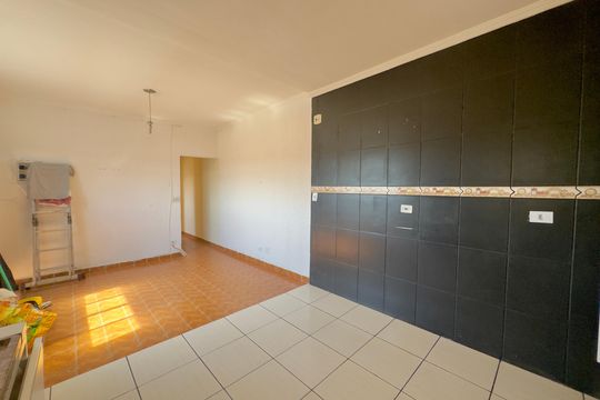 Cozinha de casa para alugar com 3 quartos, 70m² em Cidade Martins, Guarulhos
