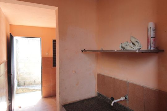 Cozinha de casa para alugar com 2 quartos, 46m² em Jardim dos Comerciários, Belo Horizonte