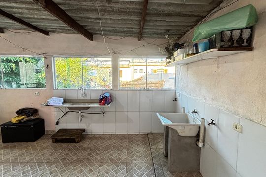 Quintal de casa para alugar com 1 quarto, 70m² em Jardim Santo André, Santo André