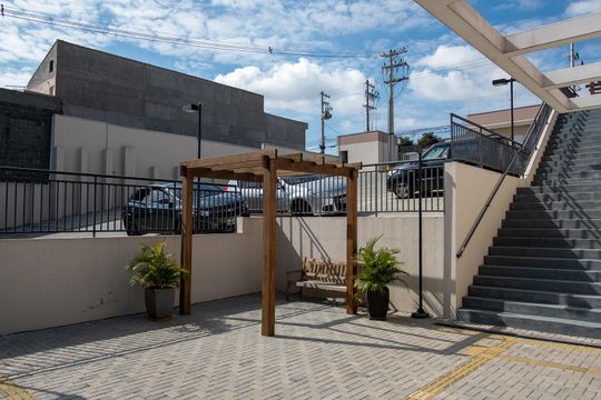 Área externa de apartamento para alugar com 2 quartos, 55m² em Jardim Rodrigues Alves, Ferraz de Vasconcelos