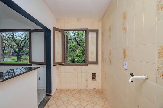 Cozinha de apartamento para alugar com 2 quartos, 48m² em Jardim Carvalho, Porto Alegre