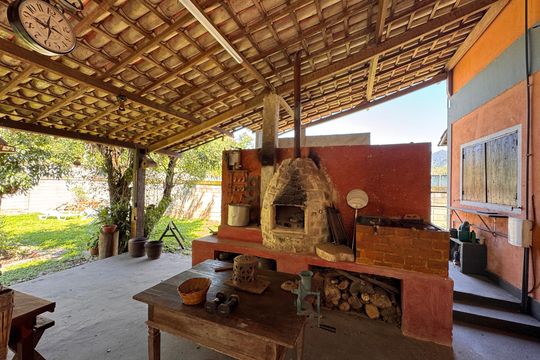 Área externa de casa de condomínio à venda com 4 quartos, 490m² em Vargem Grande, Rio de Janeiro
