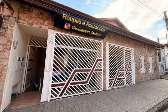 Fachada de casa à venda com 7 quartos, 364m² em Vila Cristo Redentor, Jundiaí