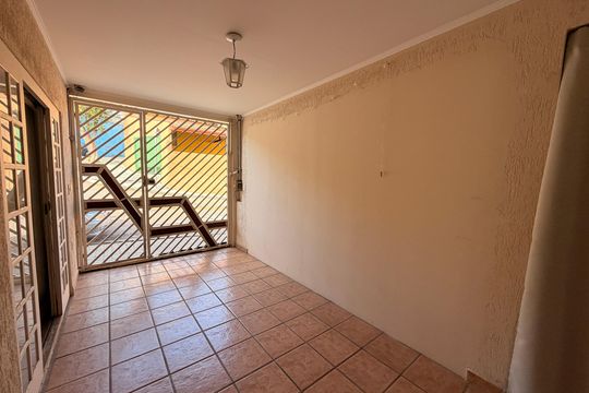 Garagem de casa à venda com 7 quartos, 364m² em Vila Cristo Redentor, Jundiaí