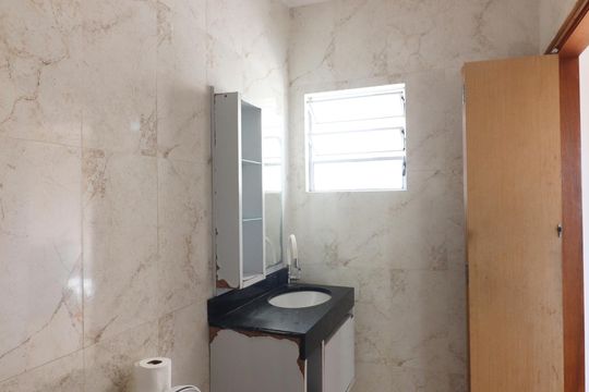Banheiro Social de casa para alugar com 3 quartos, 150m² em Eldorado, São Bernardo do Campo
