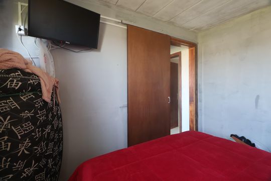 Quarto 1 de apartamento à venda com 2 quartos, 40m² em Estância Velha, Canoas