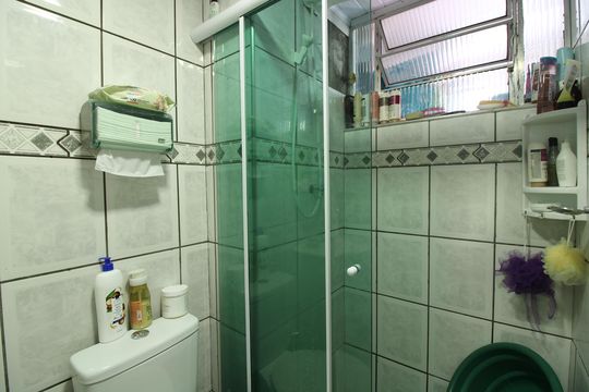 banheiro de apartamento à venda com 2 quartos, 45m² em Vila Silvia, São Paulo