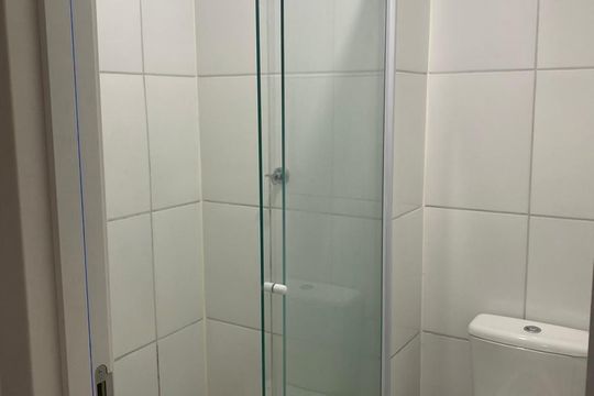 Banheiro de apartamento à venda com 2 quartos, 32m² em Vila Norma, São Paulo