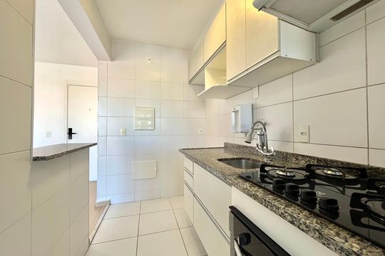 Cozinha de apartamento à venda com 2 quartos, 51m² em Vila Santa Catarina, São Paulo