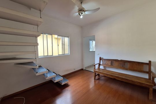 Casa para alugar com 2 quartos, 80m² em Jardim do Estádio, Santo André