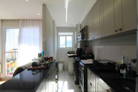 Cozinha de apartamento para alugar com 2 quartos, 45m² em Jacarepaguá, Rio de Janeiro