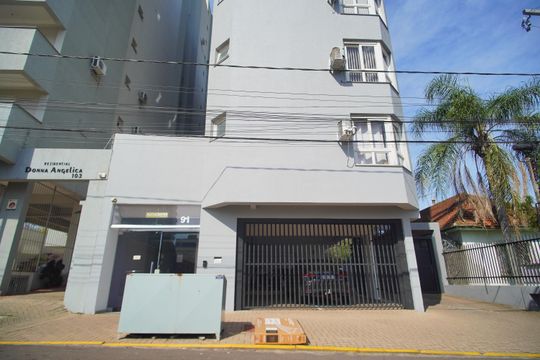 Fachada de apartamento para alugar com 1 quarto, 27m² em Pátria Nova, Novo Hamburgo