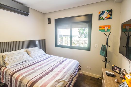 Suíte 3 de apartamento à venda com 3 quartos, 255m² em Alphaville, Santana de Parnaíba