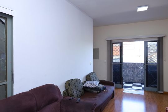 Sala de casa para alugar com 2 quartos, 55m² em Jardim Planalto, São Paulo