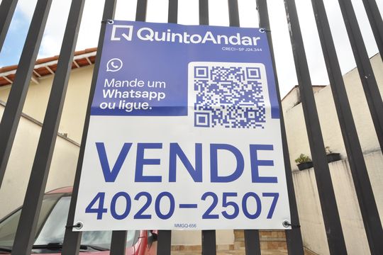 Placa de casa à venda com 2 quartos, 125m² em Vila Dona Augusta, São Paulo
