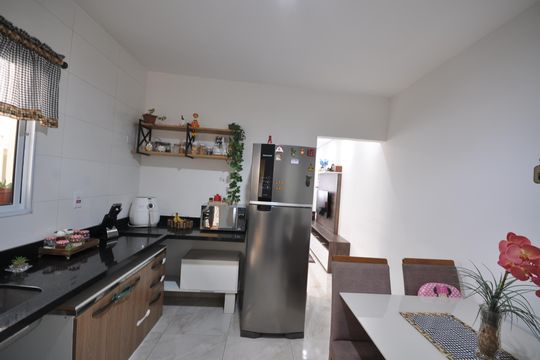 Cozinha de casa à venda com 2 quartos, 125m² em Vila Dona Augusta, São Paulo