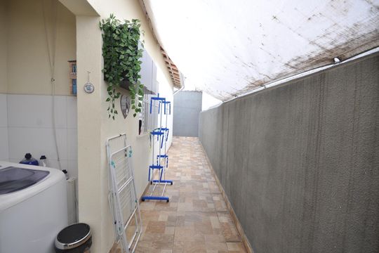Quintal de casa à venda com 2 quartos, 125m² em Vila Dona Augusta, São Paulo