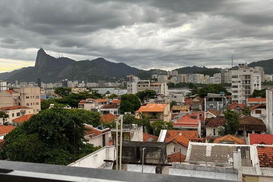 Vista de apartamento à venda com 1 quarto, 42m² em Urca, Rio de Janeiro