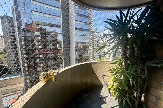 Varanda de apartamento à venda com 3 quartos, 153m² em Campo Belo, São Paulo
