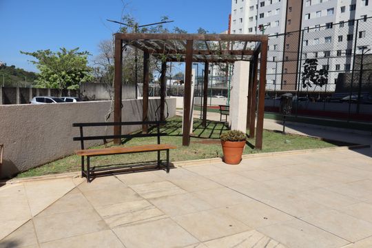 Área comum - espaço verde de apartamento para alugar com 2 quartos, 50m² em Parque São Lourenço, São Paulo