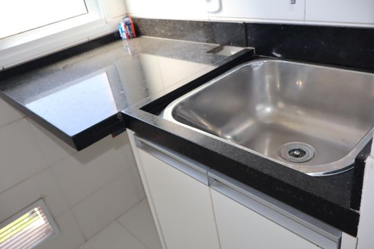 Área de Serviço de apartamento para alugar com 2 quartos, 50m² em Parque São Lourenço, São Paulo