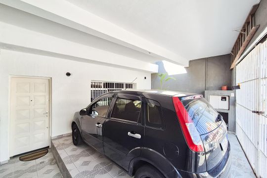 Garagem de casa à venda com 3 quartos, 145m² em Independência, São Bernardo do Campo