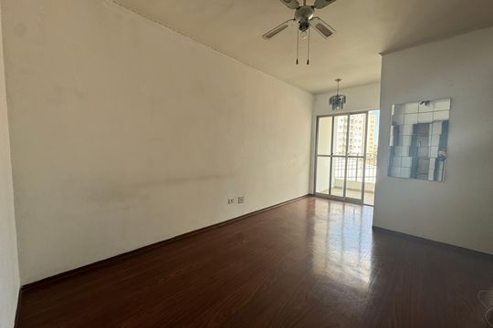 Sala de apartamento para alugar com 3 quartos, 73m² em Bela Vista, Osasco