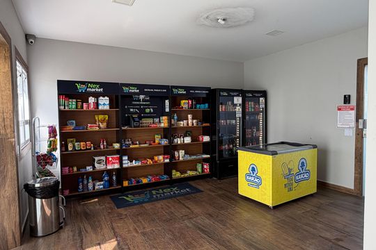 Área comum de apartamento para alugar com 1 quarto, 47m² em Encruzilhada, Santos