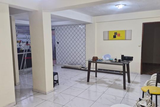 Sala de casa para alugar com 2 quartos, 90m² em Rocha Sobrinho, Belford Roxo