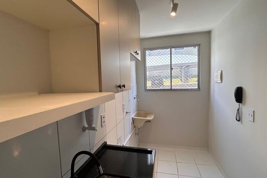 Área de serviço de apartamento para alugar com 2 quartos, 48m² em Chácaras São Martinho, Campinas