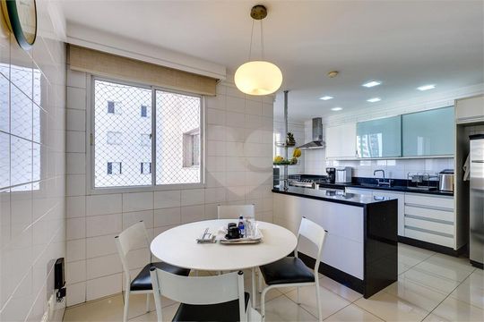 Apartamento à venda com 3 quartos, 185m² em Santo Amaro, São Paulo