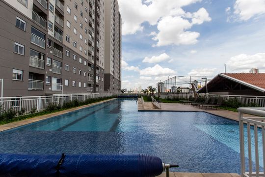 Piscina de apartamento para alugar com 1 quarto, 60m² em Vila Boa Vista, Barueri
