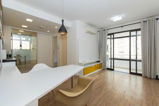 Apartamento para alugar com 1 quarto, 42m² em Cerqueira César, São Paulo