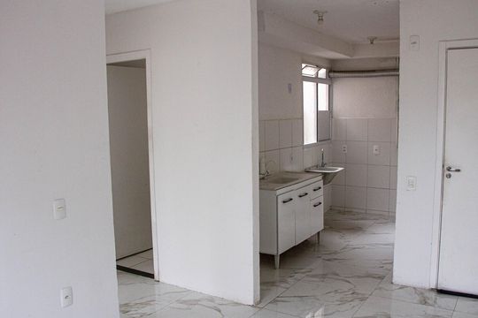 Sala de apartamento para alugar com 2 quartos, 48m² em Guaratiba, Rio de Janeiro