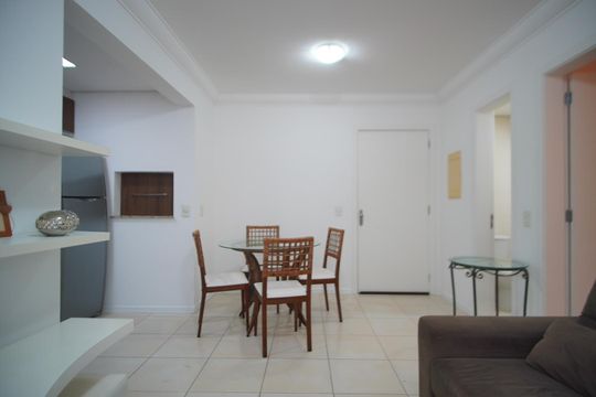 Sala de apartamento para alugar com 1 quarto, 45m² em Petrópolis, Porto Alegre