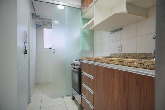Cozinha de apartamento para alugar com 1 quarto, 45m² em Petrópolis, Porto Alegre