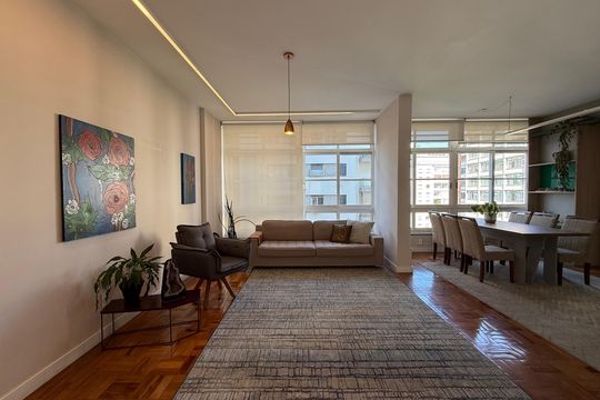 Apartamento para alugar com 2 quartos, 130m² em Consolação, São Paulo