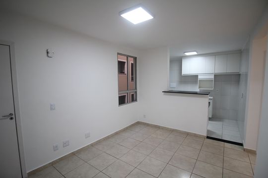 Sala de apartamento para alugar com 2 quartos, 45m² em Camargos, Belo Horizonte