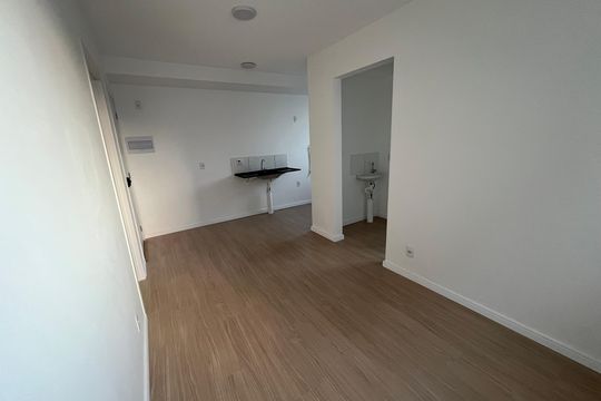 Sala de apartamento à venda com 2 quartos, 38m² em Bonsucesso, Rio de Janeiro