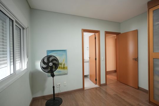 Quarto Suite 2 de apartamento à venda com 3 quartos, 127m² em Vila Scarpelli, Santo André