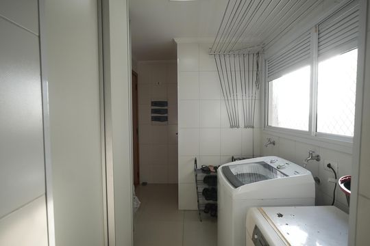 Área de Serviço de apartamento à venda com 3 quartos, 127m² em Vila Scarpelli, Santo André