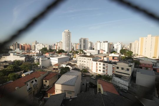Sacada de apartamento à venda com 3 quartos, 127m² em Vila Scarpelli, Santo André